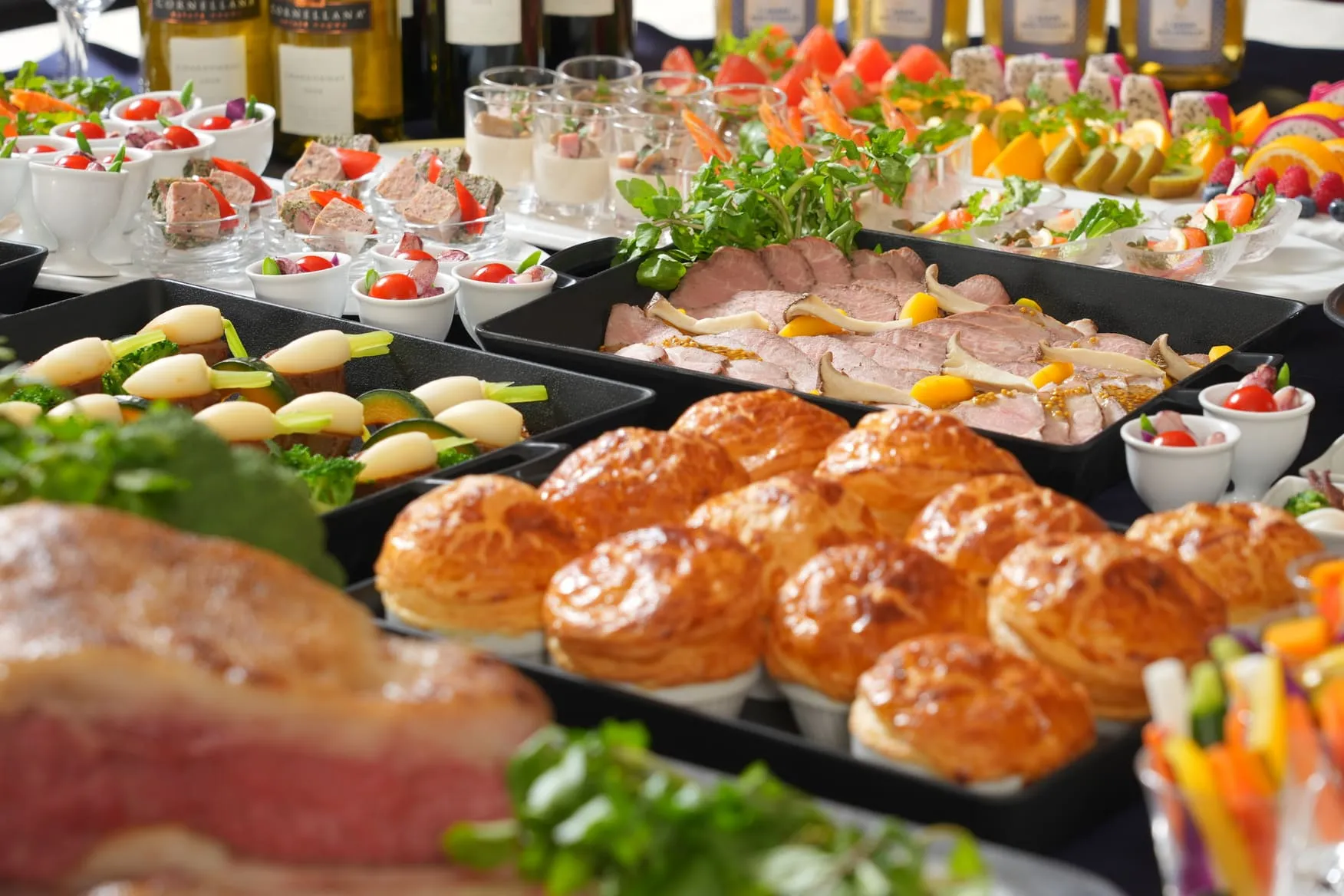 サンシャイン60・58階の絶景フレンチで味わう忘年会向け豪華立食ブッフェCプラン（15,000円・飲み放題付）の料理イメージ