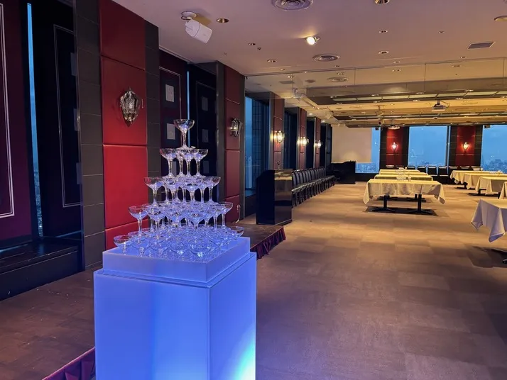 シャンパンタワー