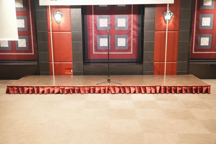 ◼ マイクスタンド