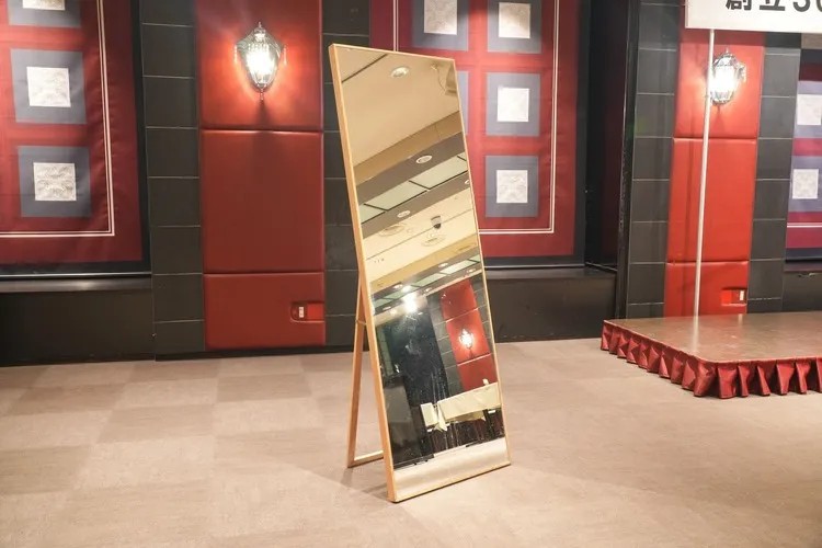 ◼ スタンドミラー