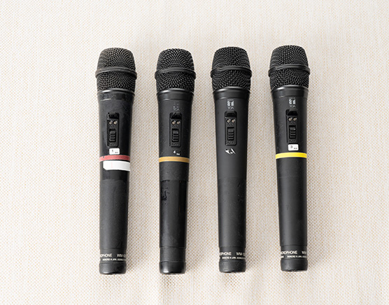 ワイヤレスマイク（4本）