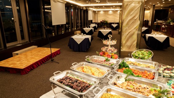 同窓会や懇親会などに豪華ブッフェプラン